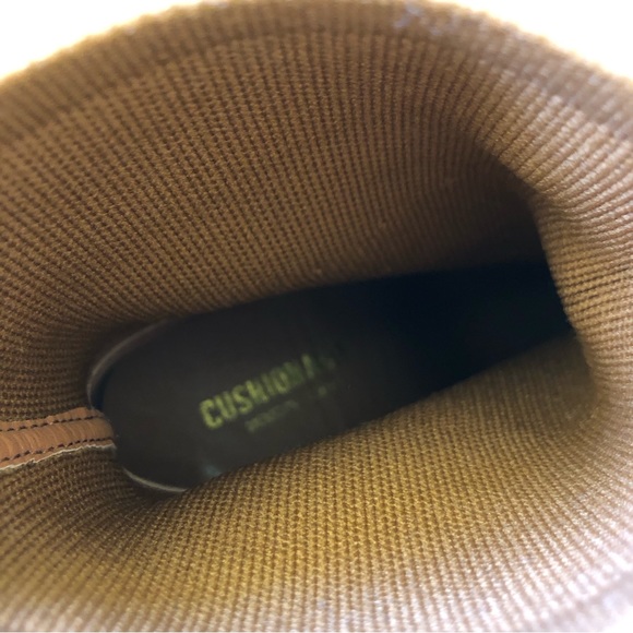 Cushionaire memory foam booties size 7 women’s excellently condition 3” heel - Picture 5 of 8